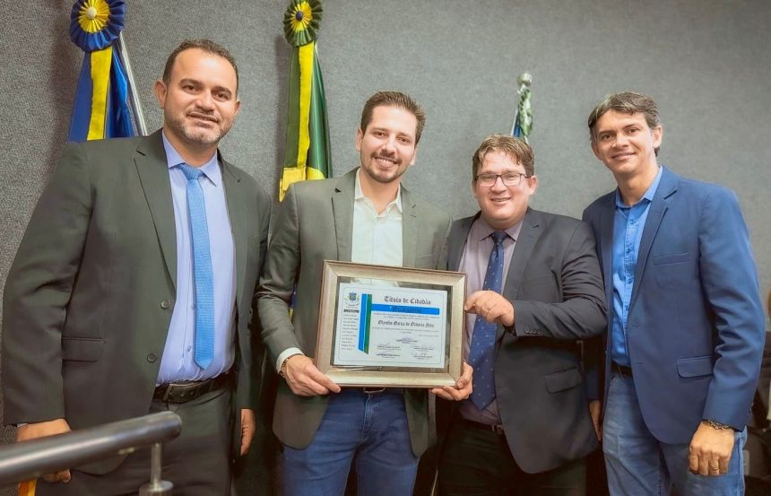 deputado-olyntho-e-homenageado-com-titulo-de-cidadao-guaraiense