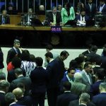 camara-revoga-novo-seguro-dpvat-e-limita-bloqueio-de-emendas