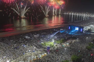 reveillon-de-copacabana-recebera-seis-navios-de-cruzeiro-e-300-barcos