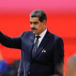 venezuela:-maduro-assume-3o-mandato-e-promete-reforma-na-constituicao