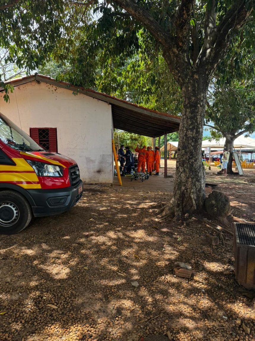 servidor-publico-morre-afogado-enquanto-nadava-em-praia-de-palmas-com-amigos