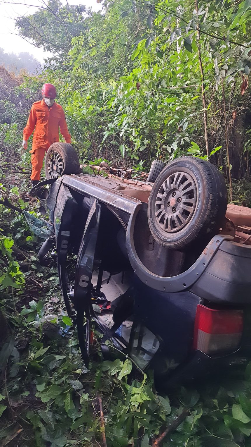 acidente-entre-carro-e-moto-deixa-duas-pessoas-mortas-na-br-153