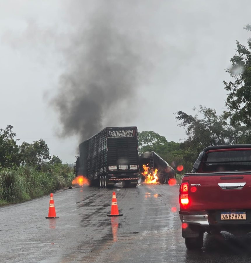 batida-entre-dois-caminhoes-provoca-explosao-e-deixa-uma-pessoa-ferida-na-to-010