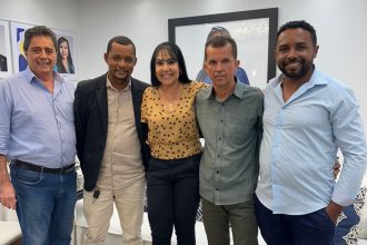 deputada-janad-valcari-recebe-vereadores-de-taipas-que-apresentam-demandas-do-municipio