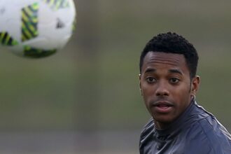 defesa-de-robinho-recorre-ao-supremo-e-pede-que-ex-jogador-seja-solto