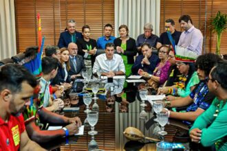 governador-decide-revogar-lei-polemica-sobre-ensino-no-para