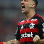 flamengo-derrota-botafogo-e-assume-lideranca-do-carioca