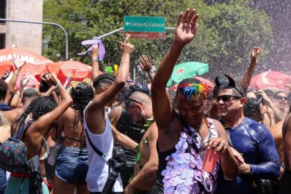 blocos-de-rua-gratuitos-sao-atracao-preferida-de-quem-curte-carnaval