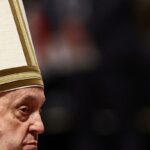 vaticano-diz-que-papa-francisco-teve-noite-tranquila-no-hospital