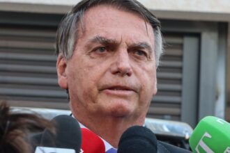 bolsonaro-pede-anulacao-da-delacao-de-cid-e-afastamento-de-moraes