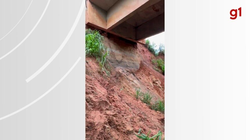 ponte-interditada-na-to-335-passara-por-reconstrucao-de-aterro-e-troca-de-vigas;-video-mostra-erosao