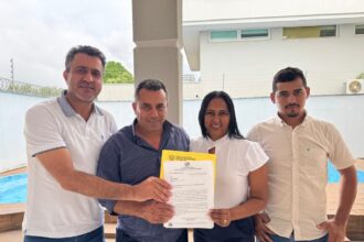 deputado-luciano-garante-r$-300-mil-para-programa-habitacional-em-tabocao