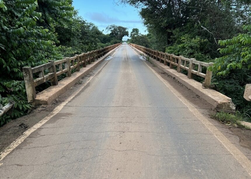 ponte-sobre-o-rio-formoso-na-br-242-sera-totalmente-interditada-para-manutencao;-veja-rotas-alternativas