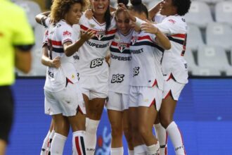 sao-paulo-e-corinthians-avancam-para-a-final-da-supercopa-feminina