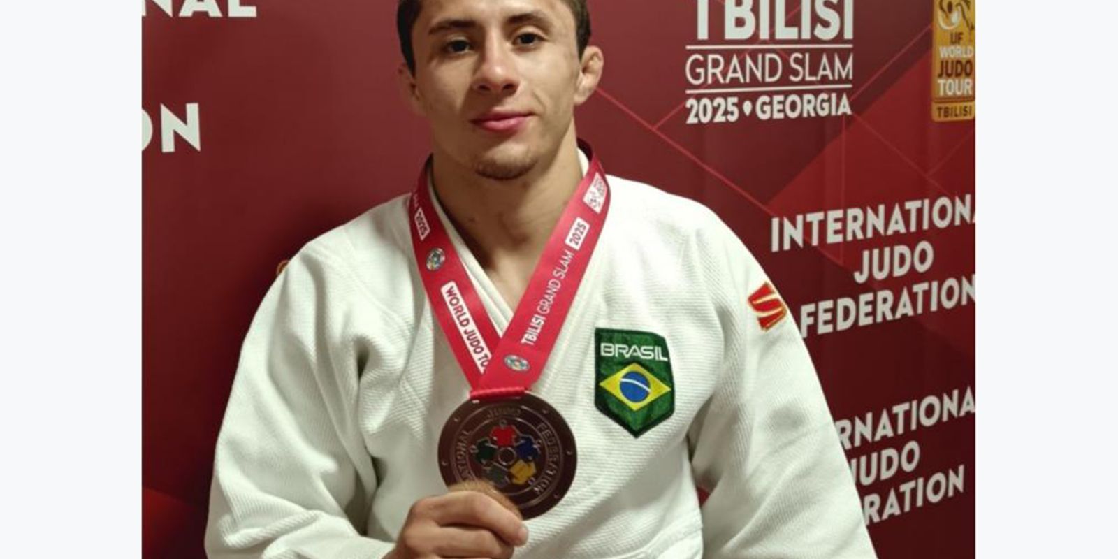 judo:-michel-augusto-garante-prata-no-1o-dia-do-grand-slam-de-tbilisi