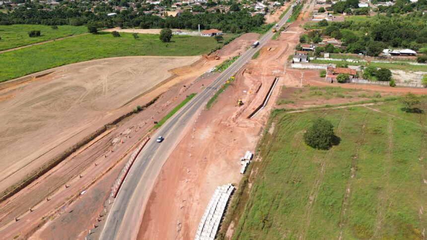 trechos-da-br-153-no-tocantins-funcionam-em-sistema-pare-e-siga-durante-obras;-veja-locais