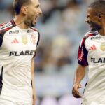 fla-vence-com-brilho-de-arrascaeta-para-assumir-ponta-do-brasileiro