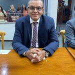 valdemar-junior-homenageia-pastor-durante-sessao-solene-em-comemoracao-ao-dia-do-evangelico