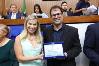 dr.-danilo-alencar-indica-pastor-osmarivan-moreira-para-ser-homenageado-em-sessao-solene