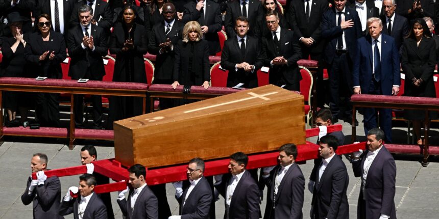 corpo-de-papa-francisco-e-sepultado-na-basilica-de-santa-maria-maior