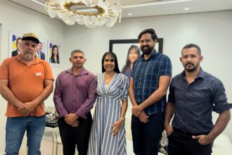 reunida-com-os-vereadores-robson-candido-e-rillsen-fagundes,-janad-recebe-projeto-de-piscicultura