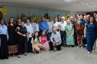 abrajet-tocantins-entrega-titulos-de-reconhecimento-para-aleto