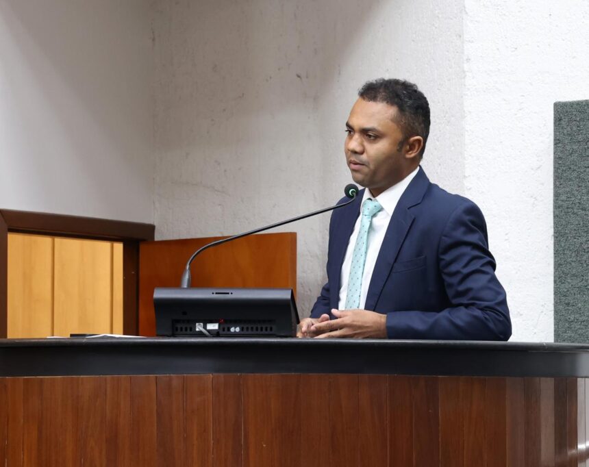 deputado-moisemar-solicita-reducao-de-tres-anos-em-aposentadoria-especial-de-policiais-mulheres