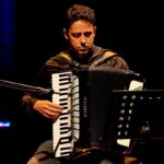 andre-ribas-apresenta-seu-primeiro-album-na-tv-brasil