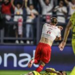 pitta-marca-e-deixa-bragantino-na-vice-lideranca-do-brasileiro