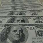 dolar-sobe-para-r$-5,68-com-dados-fortes-da-economia-dos-eua