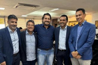 com-fortes-na-linha-de-frente,-tocantins-avanca-na-regulamentacao-ambiental-e-impulsiona-o-agro