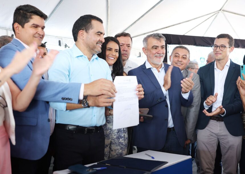 deputados-participam-da-assinatura-da-ordem-de-servico-para-construcao-do-hospital-da-mulher