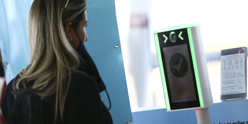 estudo-aponta-riscos-de-tecnologias-de-reconhecimento-facial