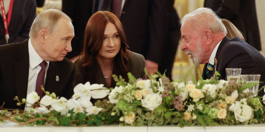 na-russia,-lula-celebra-80-anos-da-vitoria-contra-o-nazismo