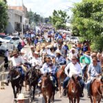 deputados-prestigiam-cavalgada-de-colmeia;-evento-e-parte-da-expocolmeia-2025