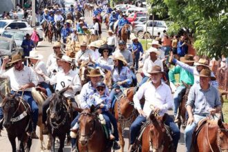 presidente-da-aleto-participa-da-cavalgada-de-colmeia;-evento-e-parte-da-expocolmeia-2025