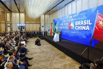 cupula-aproxima-america-latina-da-china-em-meio-a-disputa-com-eua