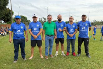 deputado-wiston-gomes-entrega-materiais-esportivos-a-escolinha-guardioes-do-bico