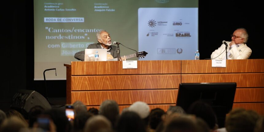 encontro-sobre-suassuna-transforma-se-em-show-de-gilberto-gil-na-abl