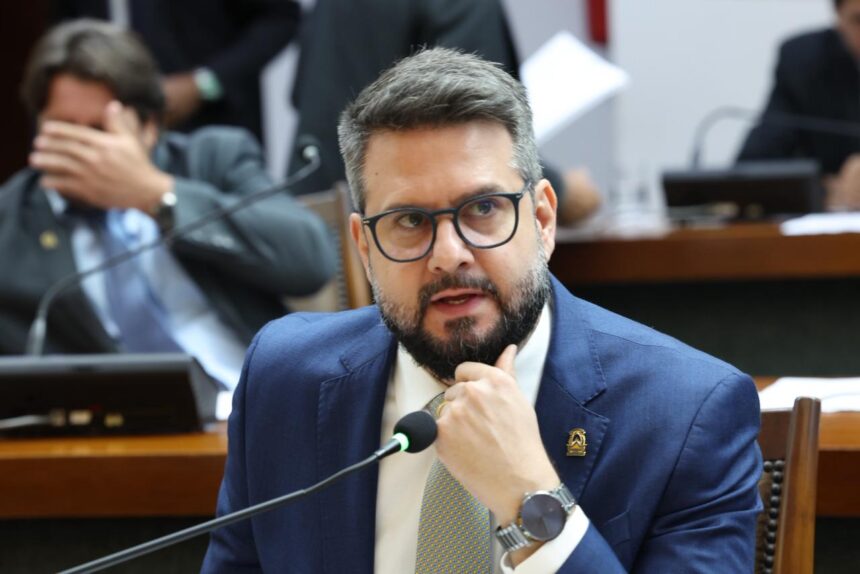 deputado-eduardo-mantoan-apresenta-dois-projetos-de-lei-em-defesa-dos-idosos