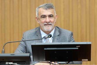 amelio-cayres-participa-de-reuniao-com-parlamentares-brasileiros-em-goiania