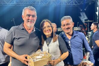 amelio-cayres-apoia-festa-do-cupu-com-emenda-parlamentar-e-frisa-legado-cultural-para-esperantina
