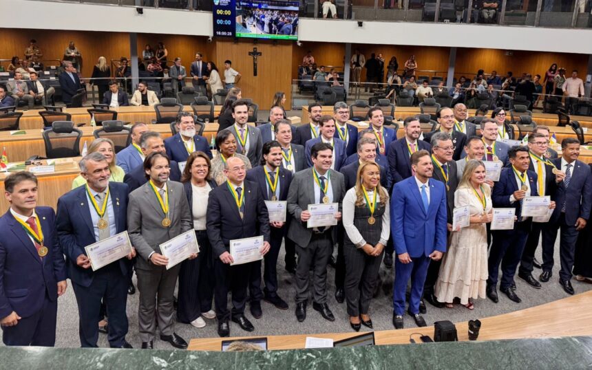 amelio-cayres-e-olynto-neto-sao-homenageados-pela-assembleia-legislativa-de-goias