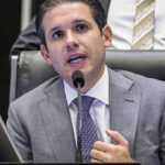 motta-defende-participacao-de-bancos-no-debate-da-isencao-do-ir