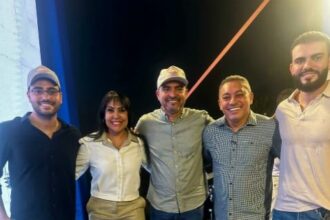 janad-valcari-participa-da-abertura-oficial-da-temporada-de-praia-no-tocantins