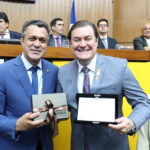 cardiologista-e-homenageado-pelo-deputado-luciano-oliveira-em-sessao-solene-que-comemorou-os-36-anos