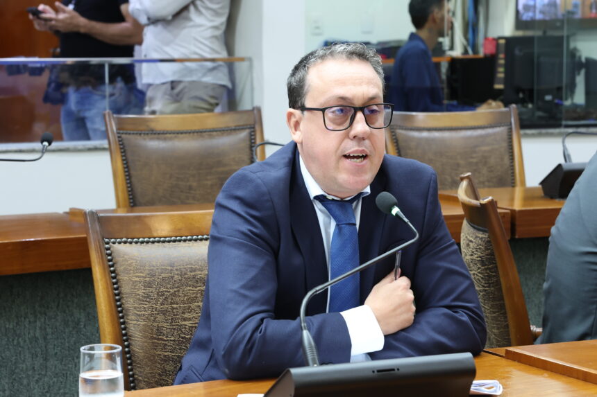 deputado-dr.-danilo-alencar-suspende-atividades-parlamentares-e-medicas-para-tratamento-de-saude