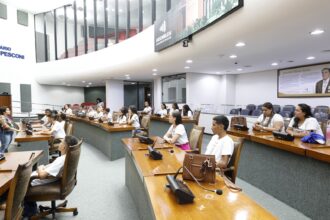 projeto-visita-guiada-recebe-alunos-de-divinopolis-para-vivencia-na-aleto