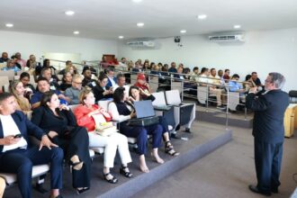 aleto-realiza-abertura-oficial-da-caravana-do-legislativo-2025,-em-dianopolis