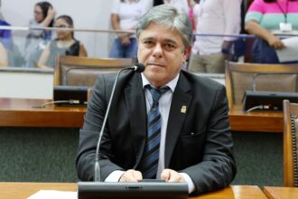 eduardo-do-dertins-substitui-jair-farias-na-comissao-da-juventude